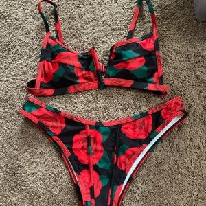 NWOT rose bikini